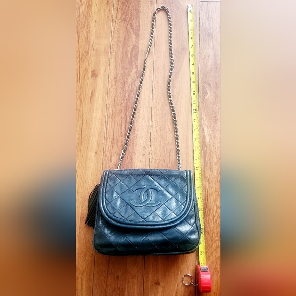 SOLD!!!Authentic Chanel single flap - Picture 16 of 16